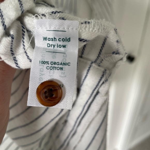 Marine Layer Organic Cotton White stripe pull over size medium - Picture 6 of 7